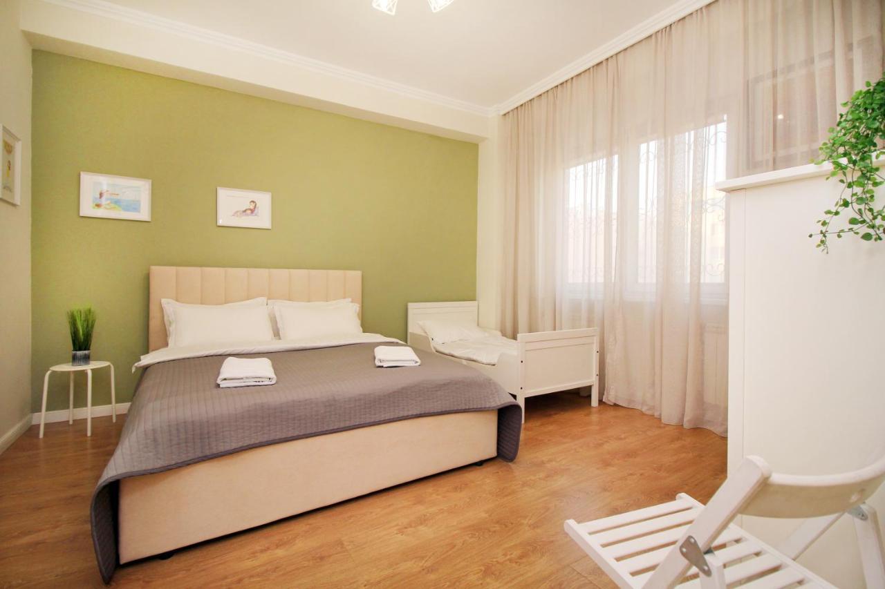 Perfect Spacious Apartment 356 Almaty Luaran gambar